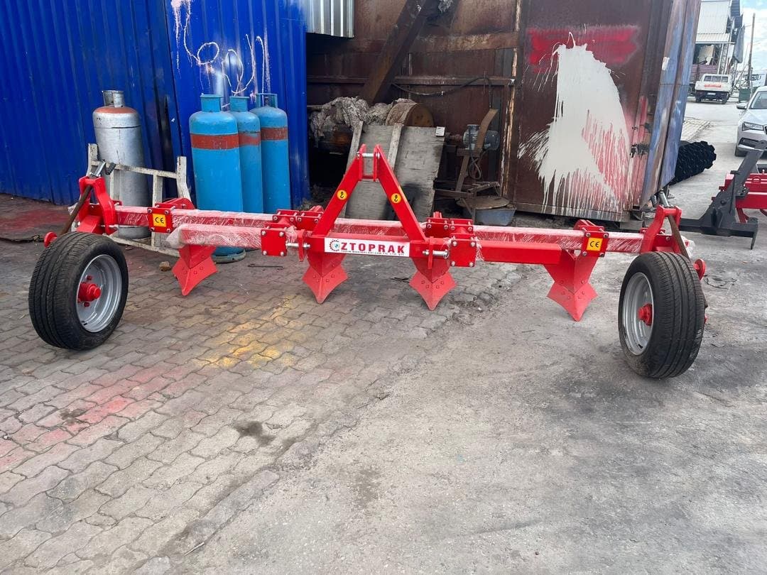 Three point mounted ridger ready for delivery